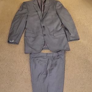 K&G Lineage Suit